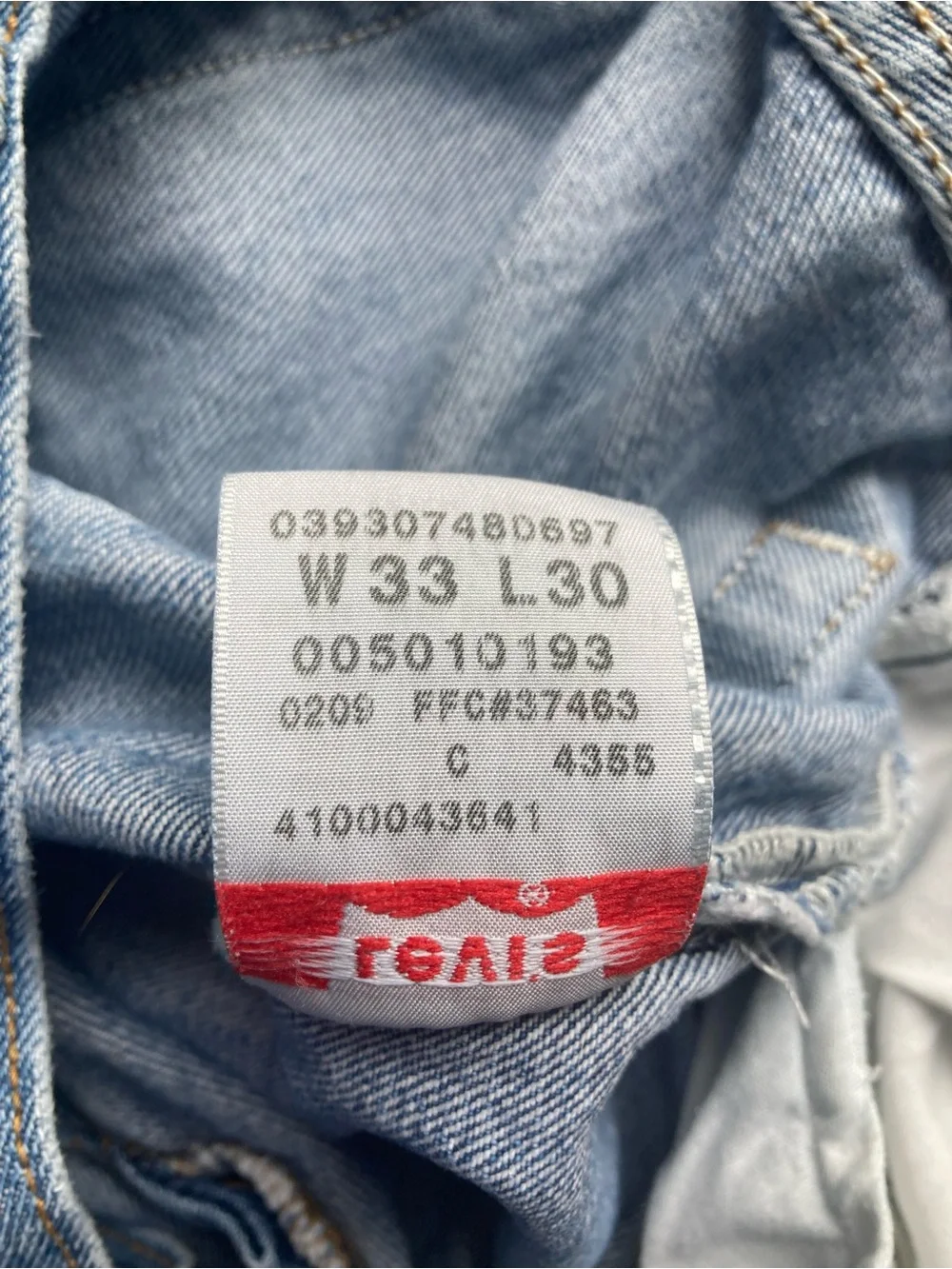 Vintage Levi’s 501 Button Fly Jeans 33x30 Light Stone Wash Straight Leg